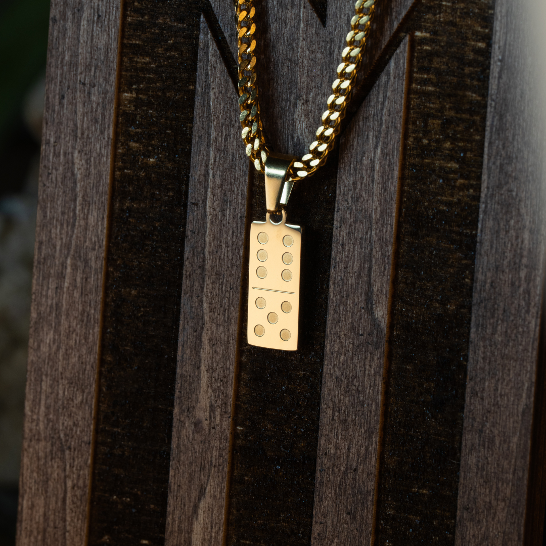 DOMINO & BANDERA NECKLACE