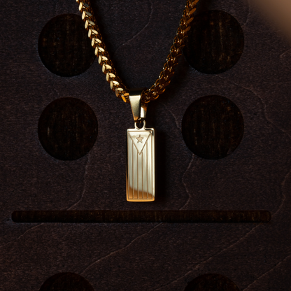 DOMINO & BANDERA NECKLACE