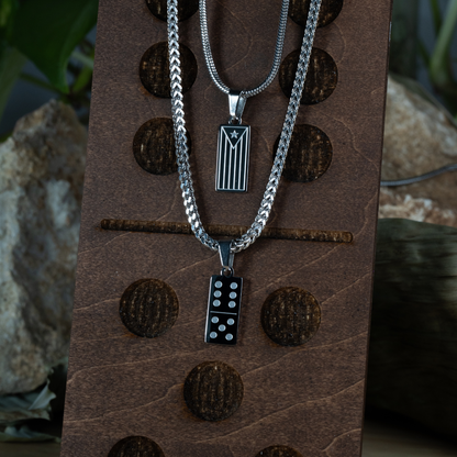 DOMINO & BANDERA NECKLACE
